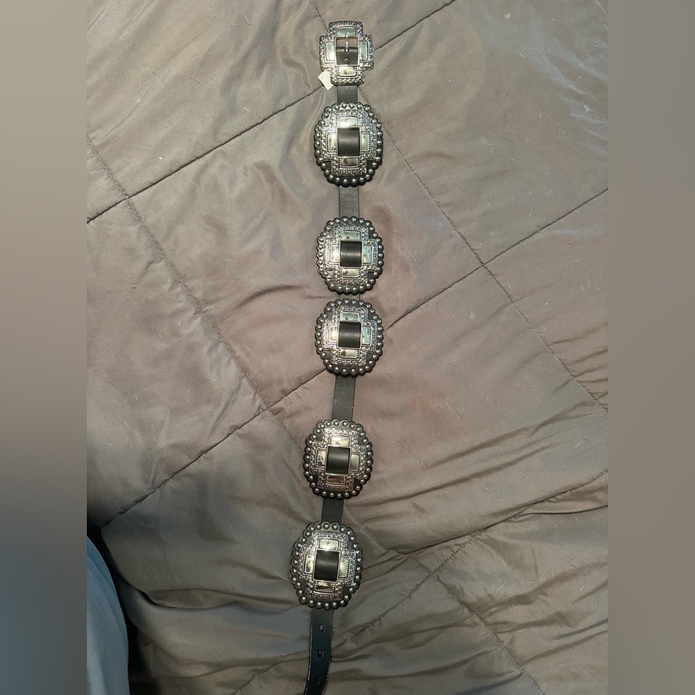 ROPERS Women’s Small Concho Belt